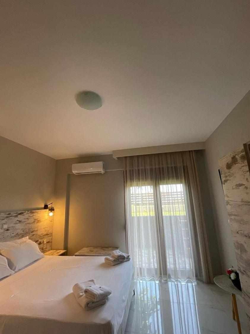 Sinodinos Deluxe Apartments Afytos Bagian luar foto